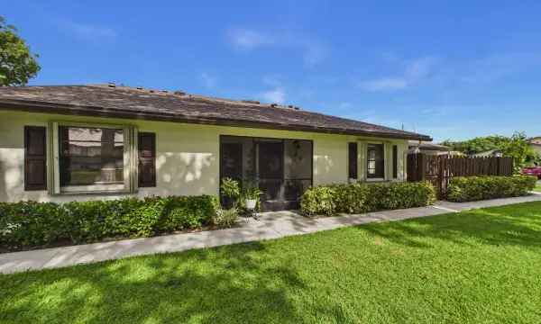 3760 Coco Loba Lane, Boynton Beach, FL 33436