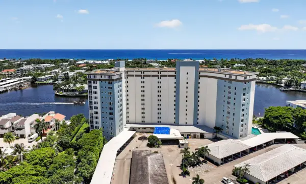 555 SE 6th Avenue 4f, Delray Beach, FL 33483