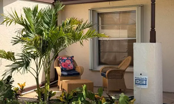 8499 Lakepoint Court, Lake Worth, FL 33467