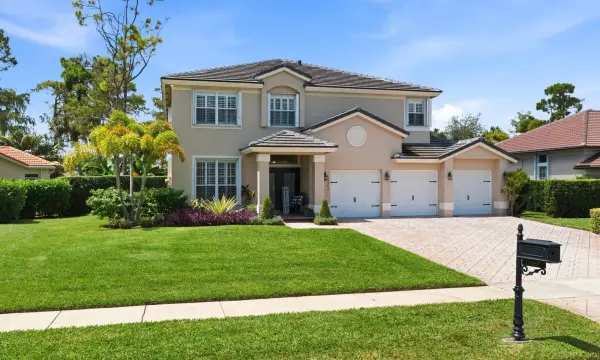 15562 Cypress Park Drive, Wellington, FL 33414