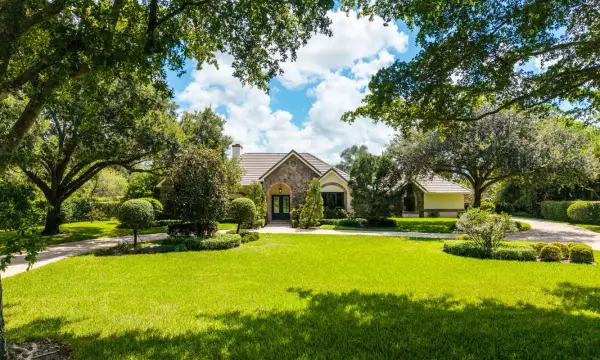 5591 W Leitner Drive, Coral Springs, FL 33067
