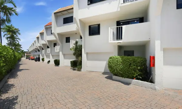 1222 Hillsboro Mile 15, Hillsboro Beach, FL 33062