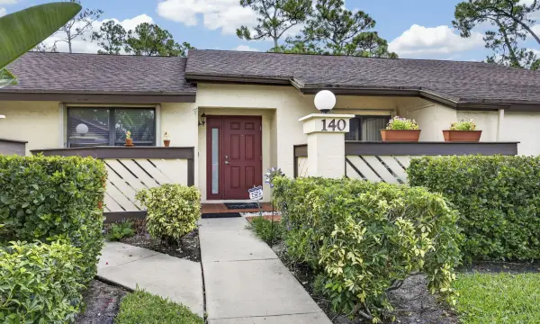 140 Karanda Court, Royal Palm Beach, FL 33411