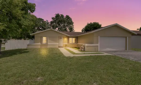 9235 Saddlecreek Drive, Boca Raton, FL 33496
