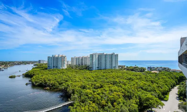 3912 S Ocean Boulevard Ph-1, Highland Beach, FL 33487