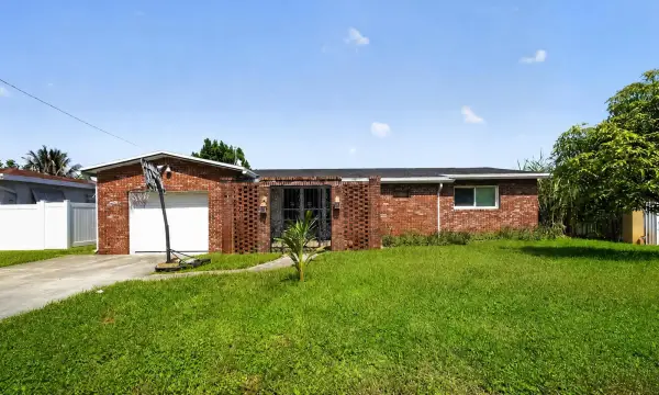2251 SW 67th Way NE, Miramar, FL 33023
