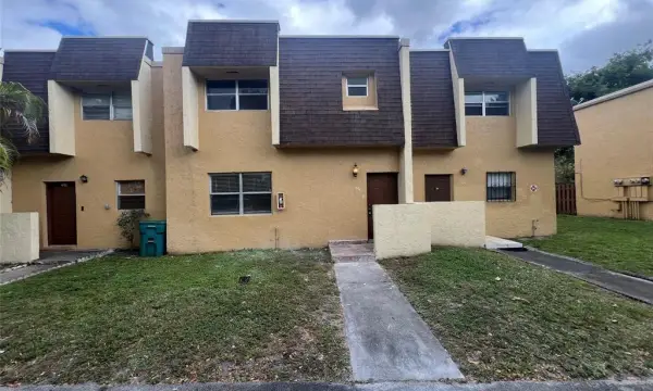 5847 Blueberry Court 85, Lauderhill, FL 33313