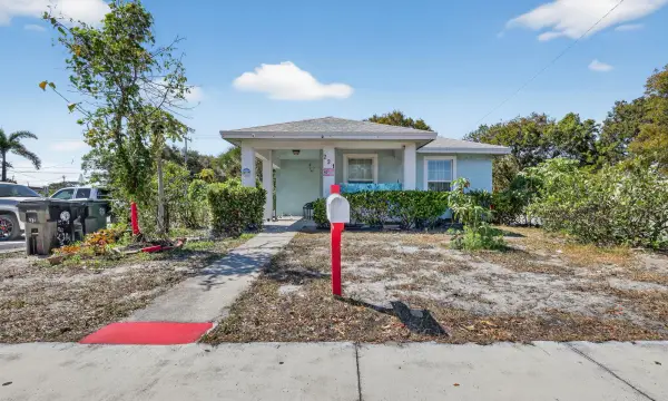 231 N H Street, Lake Worth, FL 33460