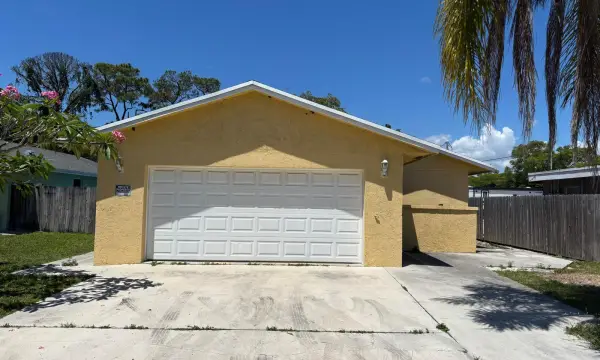 4143 Randolph Court, Lake Worth, FL 33461