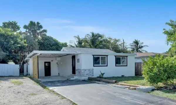 7936 Terrace Road, Lake Worth, FL 33462