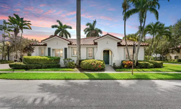 542 Tomahawk Court, Palm Beach Gardens, FL 33410