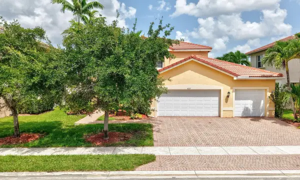 4225 SW 179th Way, Miramar, FL 33029
