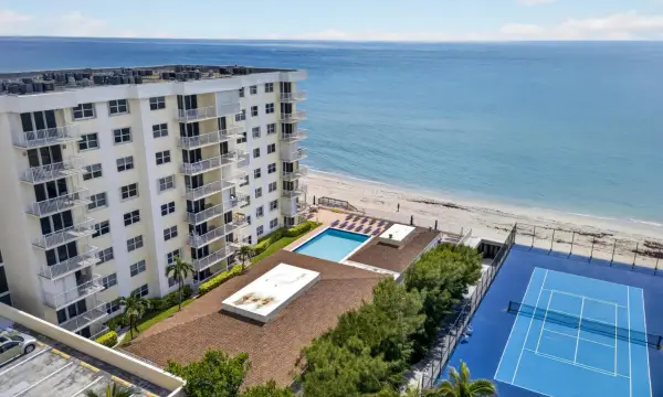 3540 S Ocean Boulevard 208, South Palm Beach, FL 33480