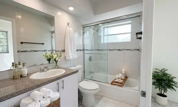 2861 NW 47th Terrace 201a, Lauderdale Lakes, FL 33313