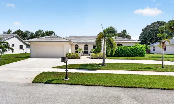 2432 NW Timbercreek Circle, Boca Raton, FL 33431
