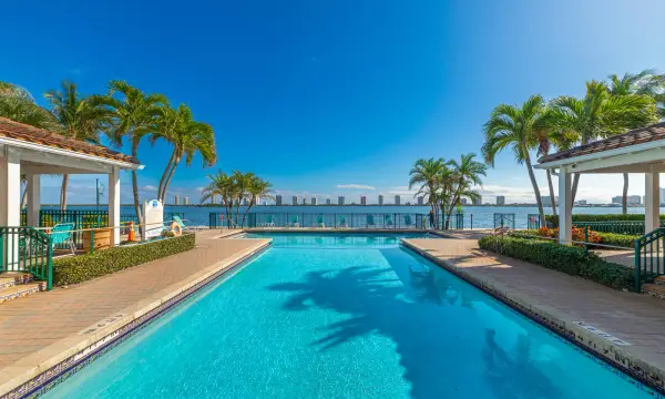 1145 Lake Shore Drive 206, Lake Park, FL 33403