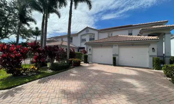 7941 Laina Lane 2, Boynton Beach, FL 33437