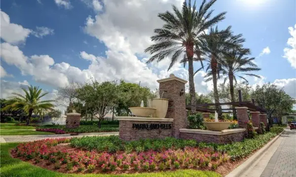 6272 NW 108th Way, Parkland, FL 33076