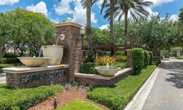 6272 NW 108th Way, Parkland, FL 33076