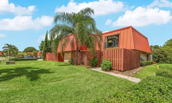 3358 Meridian Way N B, Palm Beach Gardens, FL 33410