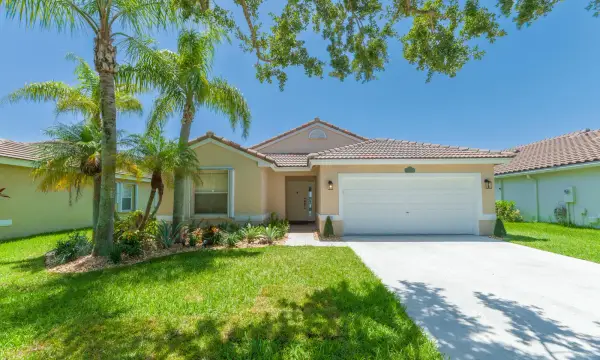 19200 NW 24th Court, Pembroke Pines, FL 33029