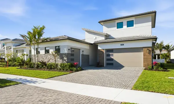 9525 St Germain Drive, Palm Beach Gardens, FL 33412