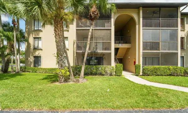 728 Sunny Pine Way A1, Greenacres, FL 33415