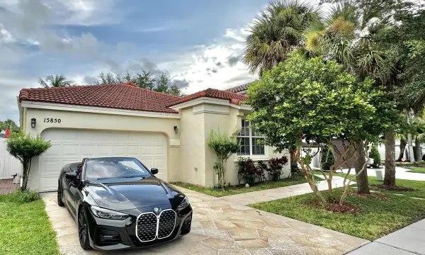 15850 NW 11th Street, Pembroke Pines, FL 33028