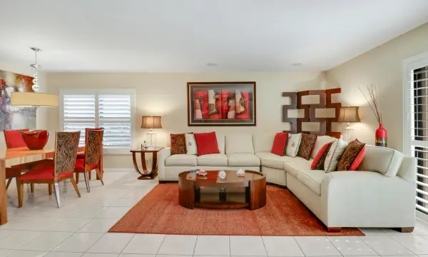 5481 Mirror Lakes Boulevard, Boynton Beach, FL 33472