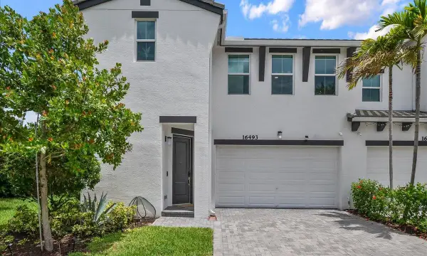 16493 Helix Court, Westlake, FL 33470