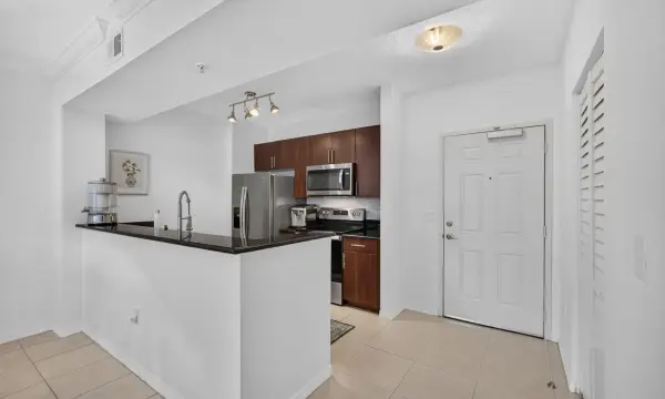 4905 Midtown Lane 2211, Palm Beach Gardens, FL 33418