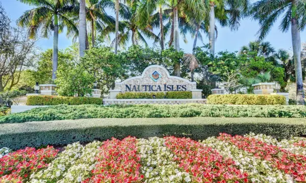 5088 Northern Lights Drive, Greenacres, FL 33463