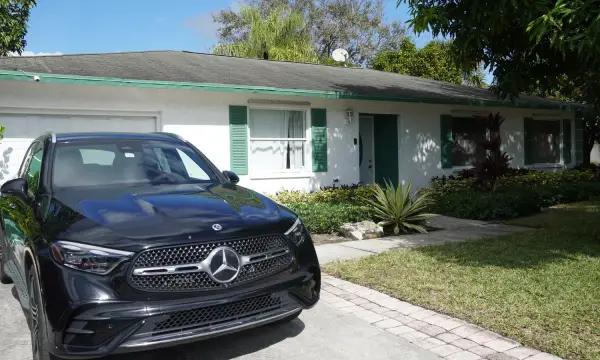 5805 Bosque Lane, West Palm Beach, FL 33415