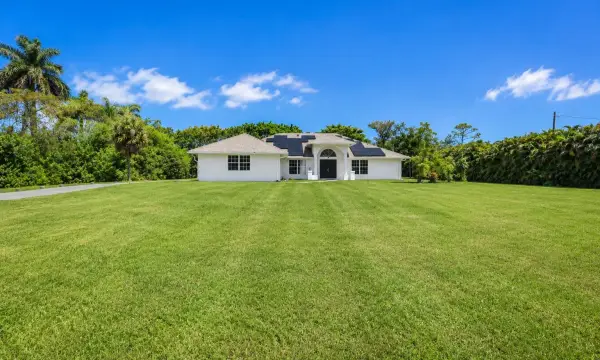 16613 61st Place N, Loxahatchee, FL 33470