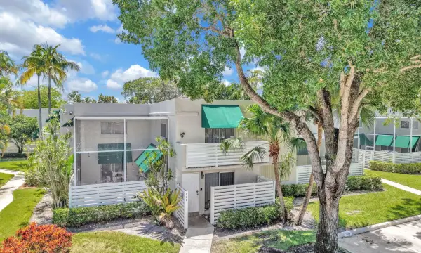 Address Withheld, Plantation, FL 33324