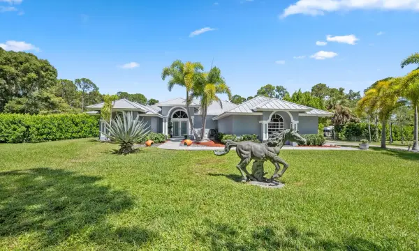 2558 Palm Deer Drive, Loxahatchee, FL 33470