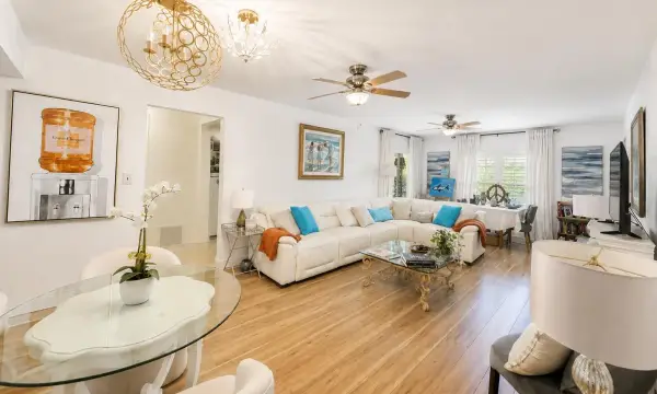 5570 Tamberlane Circle 331, Palm Beach Gardens, FL 33418