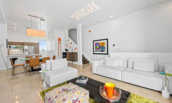 757 NE 4th Avenue, Fort Lauderdale, FL 33304