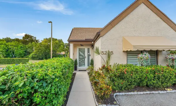 5225 Spice Drive, Palm Beach Gardens, FL 33418