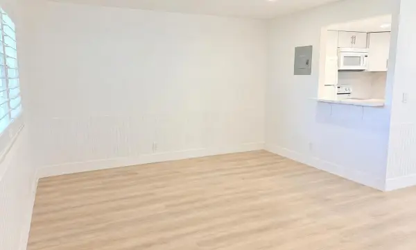 251 Flanders F, Delray Beach, FL 33484