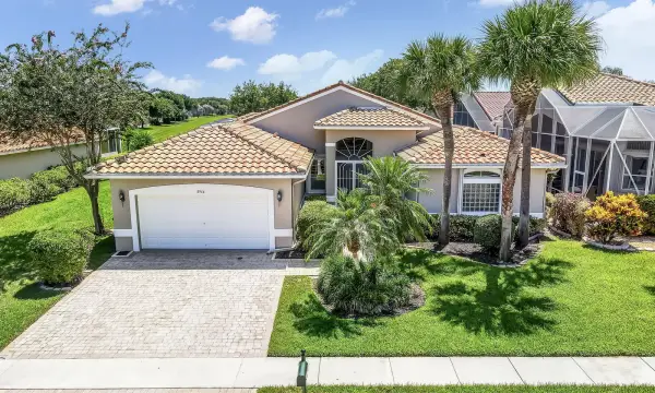 8966 Diamonte Drive, Boynton Beach, FL 33472