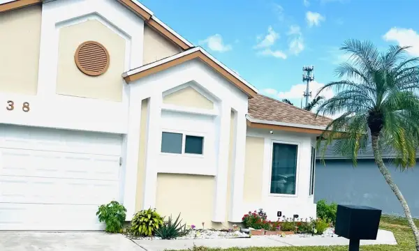 838 E Palm Run Drive, North Lauderdale, FL 33068