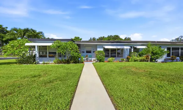 415 High Point Boulevard B, Delray Beach, FL 33445