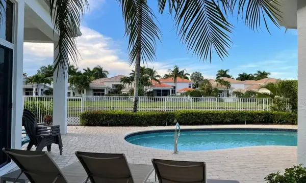 6655 Bristol Lake S, Delray Beach, FL 33446
