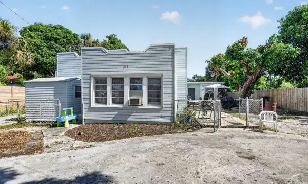 633 Franklin Road, West Palm Beach, FL 33405