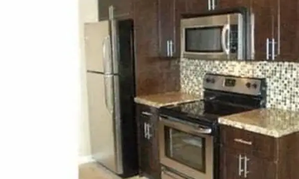2705 NW 73rd Avenue, Sunrise, FL 33313