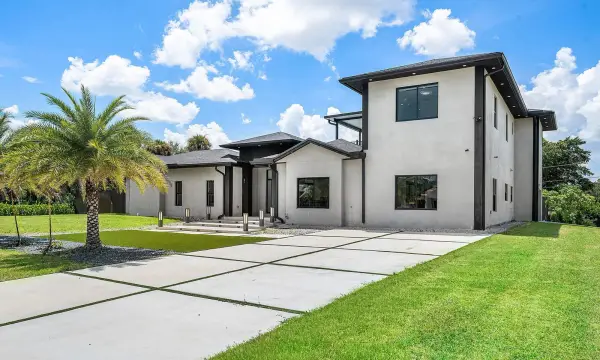 641 Marshall Road, West Palm Beach, FL 33413
