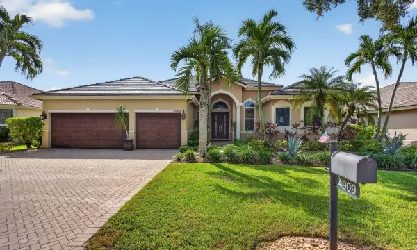 4909 NW 112th Drive, Coral Springs, FL 33076