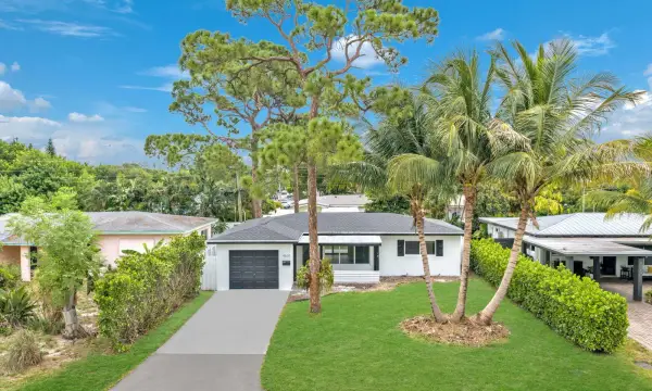 4630 NE 5th Terrace, Oakland Park, FL 33334