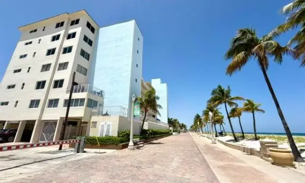 300 Oregon Street 506, Hollywood, FL 33019